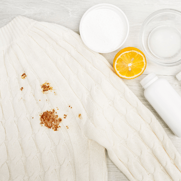 Zor Lekeler Nasıl Çıkar? Hızlı ve Etkili Temizlik Yöntemleri : Kapak Görseli